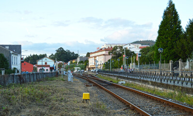 Estación de Padrón en la línea férrea que une Redondela con Santiago de Compostela, provincia...