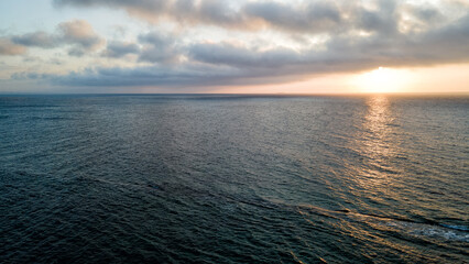 Obraz premium sunrise over the sea