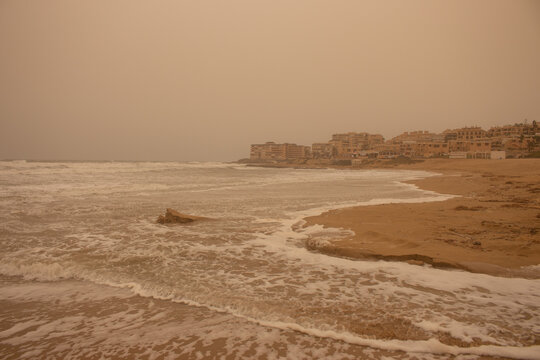 Vega Baja del Segura - Torrevieja - Calima en la Playa de la Mata