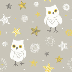 Cute owls seamless pattern. Baby background with cartoon birds and stars. Vector illustration. 