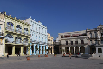 Fototapeta na wymiar The Plaza Vieja in Havana, Cuba