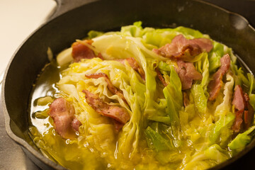 キャベツのアヒージョ