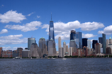 Fototapeta na wymiar NYC skyline/World Trade Center