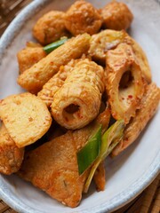 아시아 음식 어묵 채소볶음