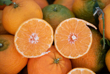 Naranjas en mercado