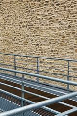 Obraz premium Small metal bridge in a French yard