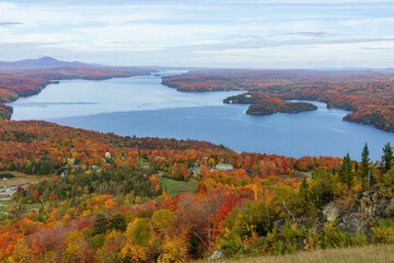 Fototapeta premium Lake Descent
