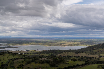 Fototapeta premium landscape view of the Alqueva Reservoir