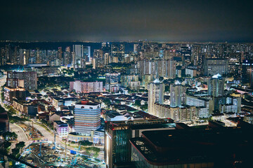 Obraz premium Singapore city skyline. Business district aerial view. Downtown landscape at night Travel cityscape