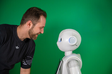 Robot et humain