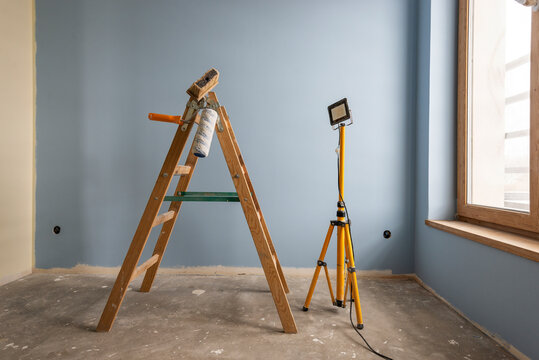 Repair of apartments.	