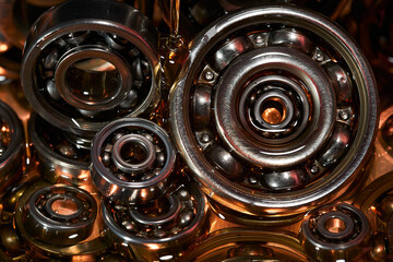 Ball bearing. Motor oil. Lubricating oil.
