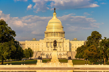 Fototapeta premium The United States Capitol building