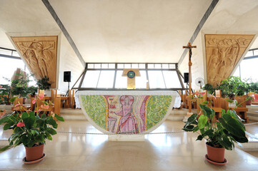Interior of the modern Memorial built over the old octagonal church