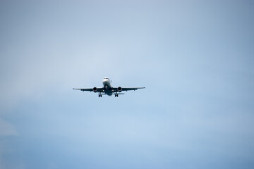 A view of a passenger jet airliner on final approach