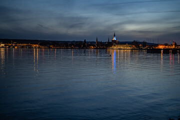 Blick auf Konstanzer Altstadt am Abend