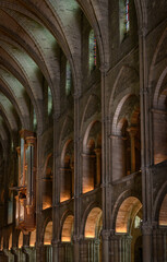 Fototapeta premium St. Remi Basilica interior