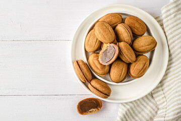 cookies nuts with condensed milk