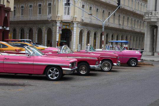 Old American cars in Havana, Cuba
