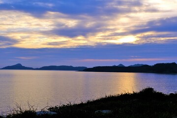 Obraz na płótnie Canvas puesta de sol