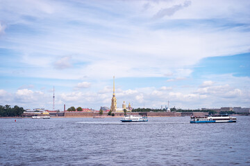 Fototapeta premium Famous landmark. Paul's and Peter's Cathedral near Neva river in Saint-Petersburg, Russia.