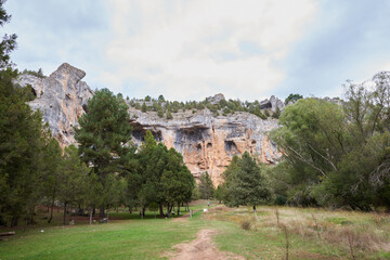 Fototapeta premium A panoramic view of the Lobos river canyon in Soria, Spain.