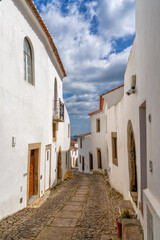 Fototapeta na wymiar cobblestone streets and picturesque houses in the old city center of Marvao