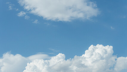 Fototapeta na wymiar White cloud on sky background