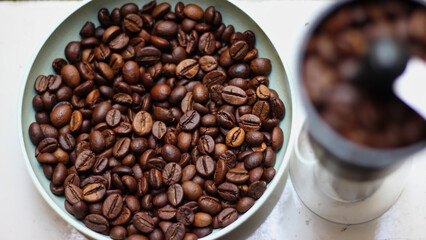 Roasted coffee beans