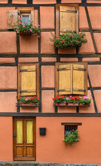Fototapeta na wymiar Eguisheim architecture