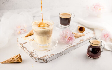 affogato vanilla ice cream with black coffee 