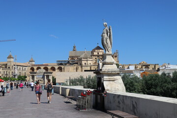 Obraz premium ローマ橋、メスキータ、コルドバ、スペイン