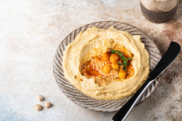 Hummus with crispbread. Healthy snack. Vegetarian food. Chickpea hummus