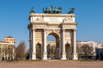 Fototapeta premium View at the Arch of Peace in the streets of Milan - Italy