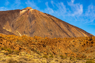 Fototapeta na wymiar Paisaje pico del volcán del Teide en la isla de Tenerife