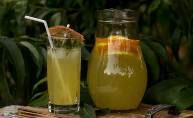 cocktail with lime and mint