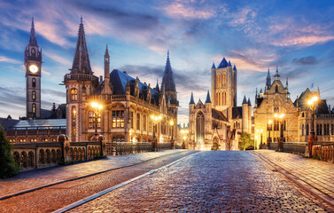 Obraz premium Belgium historic city Ghent at sunset