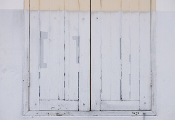 Obraz na płótnie Canvas white wooden door