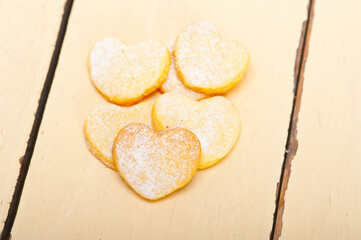 heart shaped shortbread valentine cookies