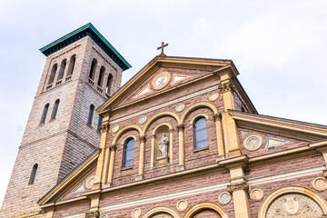 Fototapeta na wymiar St. Paulís Basilica Catholic Church in Toronto, Canada