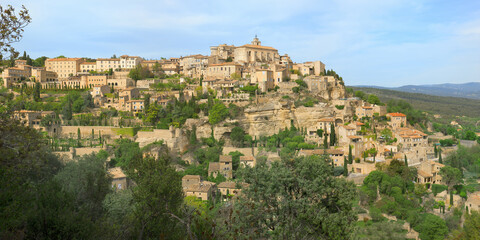 Fototapeta na wymiar Provencal tourist village of Gordes, Vaucluse, Provence, France