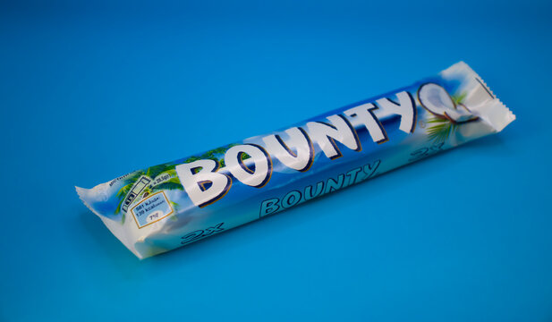March 28, 2022, Ukraine city Kyiv Bounty chocolate bar on a colored background