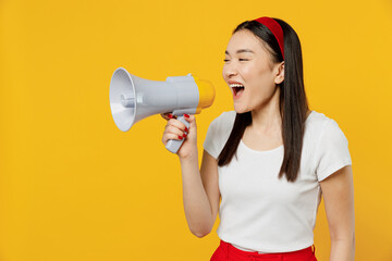 Promoter charming young girl woman of Asian ethnicity 20s years old wears white t-shirt hold scream...