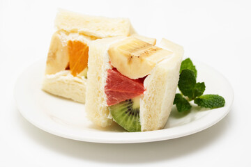 フルーツサンドイッチ