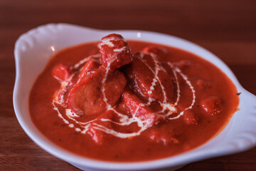 Chicken Chasni curry restaurant stly