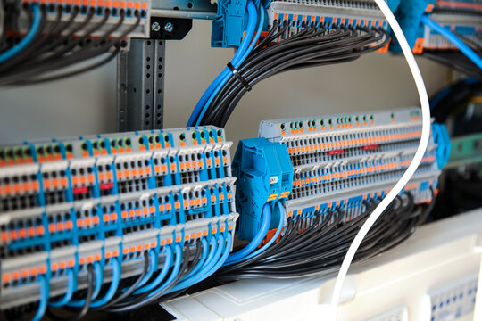 KNX-Mietbus. Geb&auml;udeautomation mit KNX. selektiver Fokus 