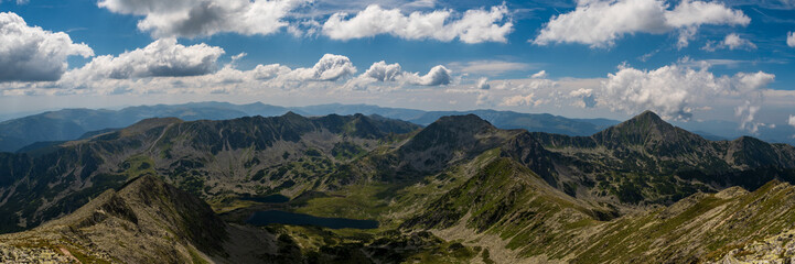 Obraz na płótnie Canvas View from highest mountain peak of Retezat mountains in Romania - Varful Peleaga