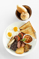 traditional full english breakfast in london UK restaurant