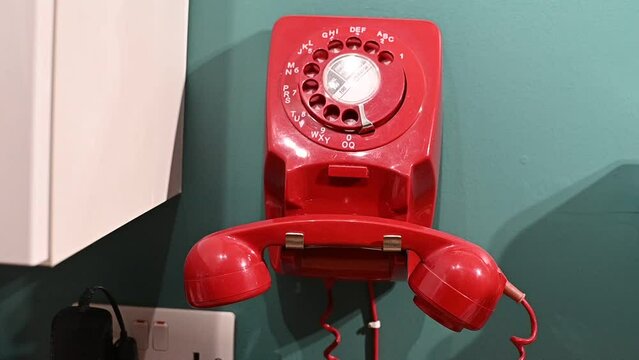 GPO 746 1970s vintage rotary telephone ringing  