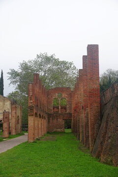 Pontedera i mattonai